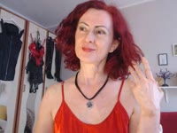 i m ur phantasy,dream woman...sexy milf that comes out of ur dreams and plays with u on cam...come to me,and make ur dream come true.Come to my room and u will never forget me..If I m not online leave me a message or virtual gift so i can contact you.