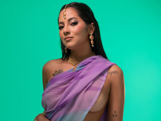 camwhore shaving pussy AnoukChopra