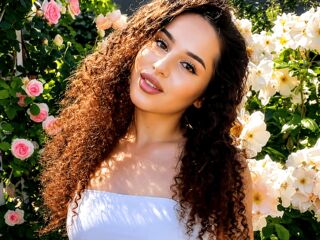 camslut CharisFernette
