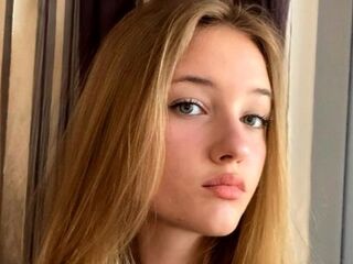 masturbating cam girl JaniJarema