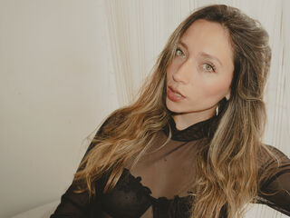 nude camgirl pic LaurentBelluci