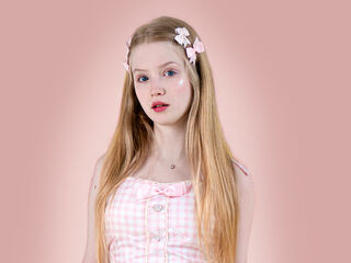 camsex photo LilianHoward