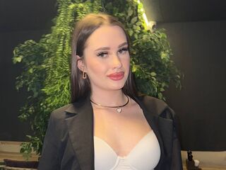 camgirl masturbating with vibrator MagdalenaDills