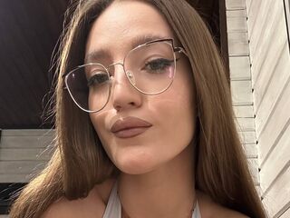 live cam girl picture MaryannLiquori