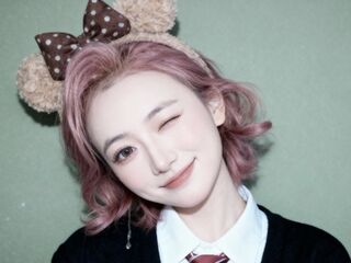 beautiful cam girl MiaJohanssons