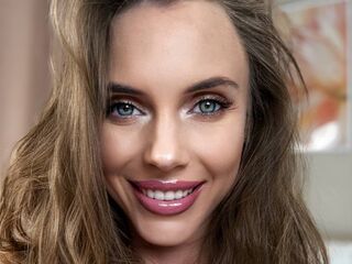 naked cam girl masturbating with dildo MichelleRouz