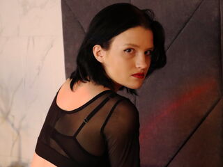 nude webcam girl RowenBenson