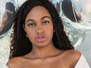 live sex photo StormiHills