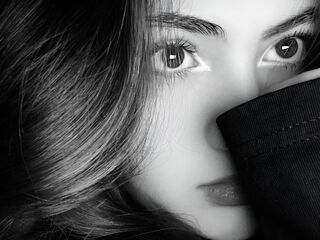 adult chat room VickyToure