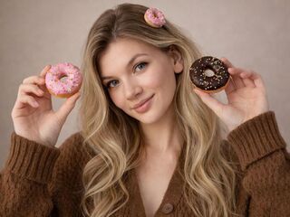 naughty cam girl fingering pussy VivienHans