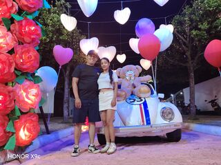 webcam couple chatroom AlexayJep