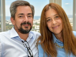 nude webcam couple AlexeSofia