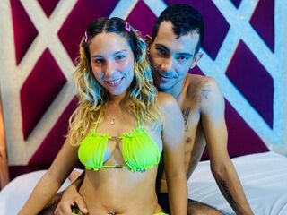 naughty webcam sex JennyAndJuan