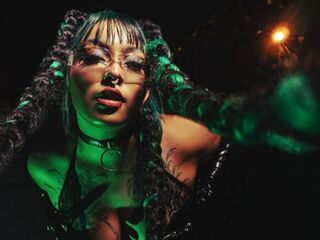 slave webcam MadyWestt