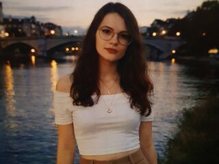 kinky webcam sex MazeHistoria