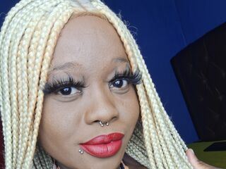 camwhore shaved pussy AkeliaHampson