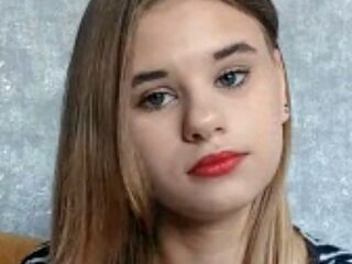 chatroom AlannaColdivar