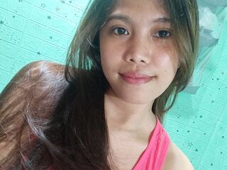 naughty camgirl masturbating with dildo AliceRosessy