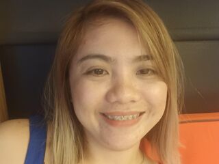 camwhore masturbating with dildo Amazingcherry