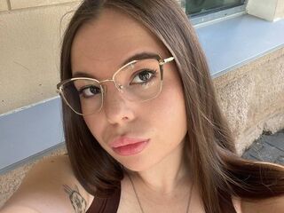 shaved pussy webcam AmeliaLung