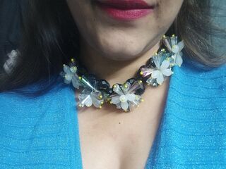 girl nude AmellaCharlotte