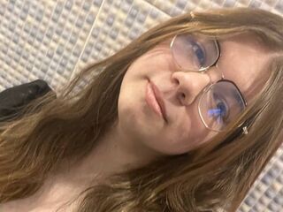 nude camgirl photo AminaBlooms