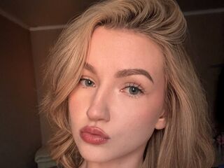 jasmin AmyConnelly