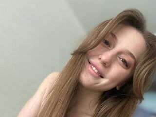 camslut topless AshliOlivero
