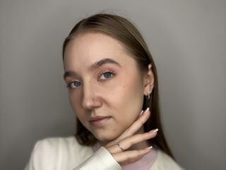 nude camgirl photo AudreyHermet