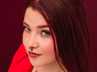 naked cam girl fingering pussy CelesteRevolt