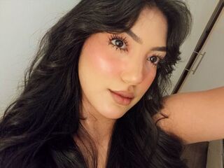 camwhore masturbating with vibrator CelestinBennett