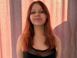 hot cam play ChelseaAve