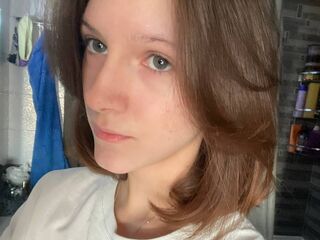 shaved pussy webcam ChristenaNelke