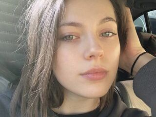 naughty camgirl fingering pussy ClarettaZinno