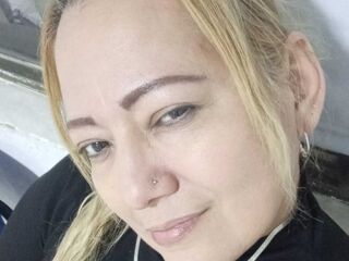camwhore shaved pussy ClauWatson