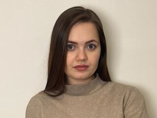 naked camgirl fingering pussy DaleSchissler