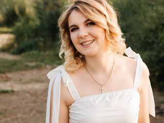 sexy live cam girl DemetriceAkpan