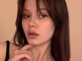 camgirl video chat room DeniseBonnel