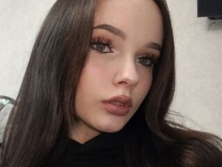 nude webcamgirl pic EbonieGowins