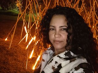 cam chat room ElaMerisan