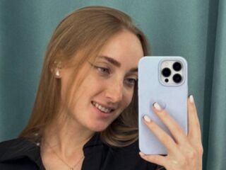 camgirl webcam ElizabethKitchen