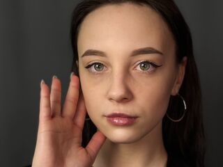 free live cam EllynDarvish