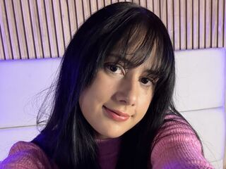 free live chart room EmilyAleen