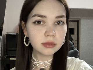 girl cam free EmilyCarler