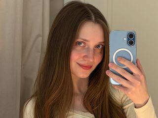 cam show EmmaSagge