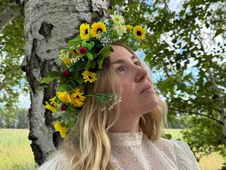 free liveshow EstaCutchin