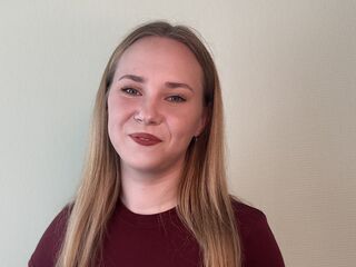 beautiful webcam girl EugeniaDaily