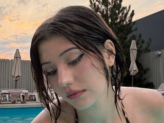 cam girl masturbating with sextoy EvelineVluv