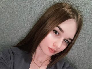 camwhore shaved pussy FancyGravley