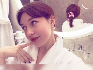 webcam strip tease show GudrunManzone